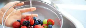 How to Wash Fruits in your Kitchen