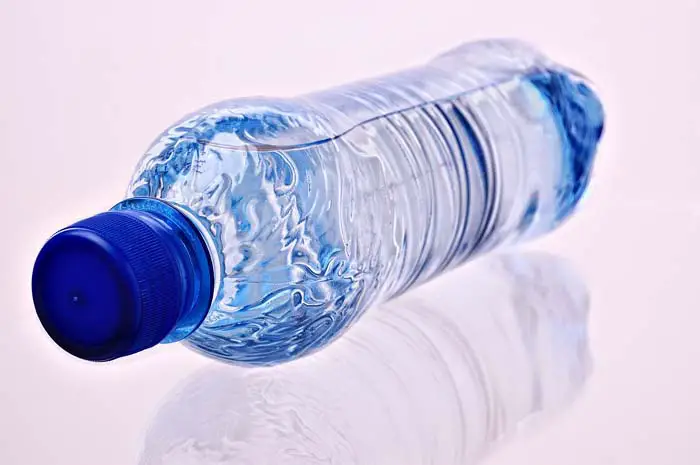 Why You Should Carry a Full Drinking Water Bottle Daily