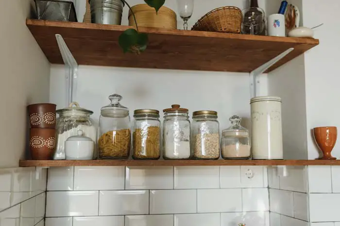 How to Declutter Your Pantry and Ensure Good Aeration