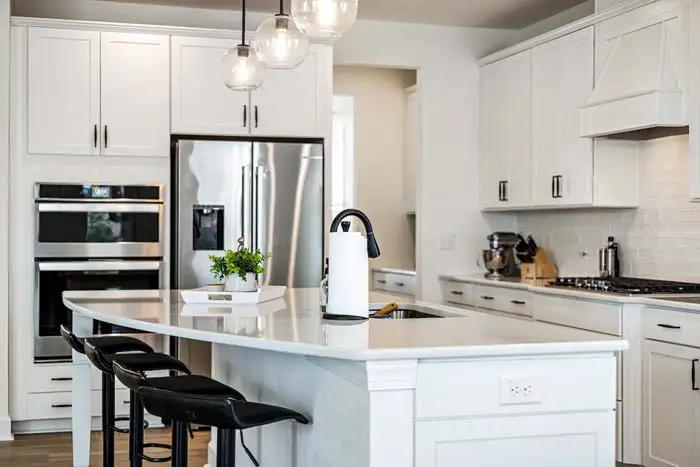 How to Revamp a Dull Kitchen